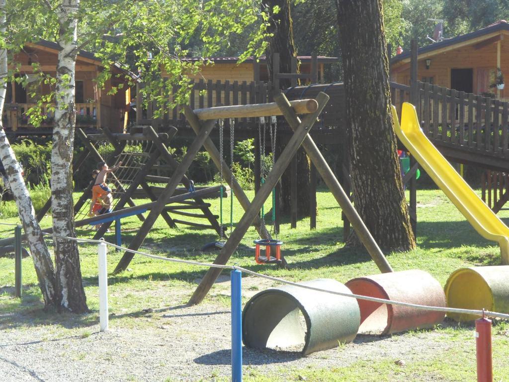 Dkamping Village - International Camping Ispra Buitenkant foto
