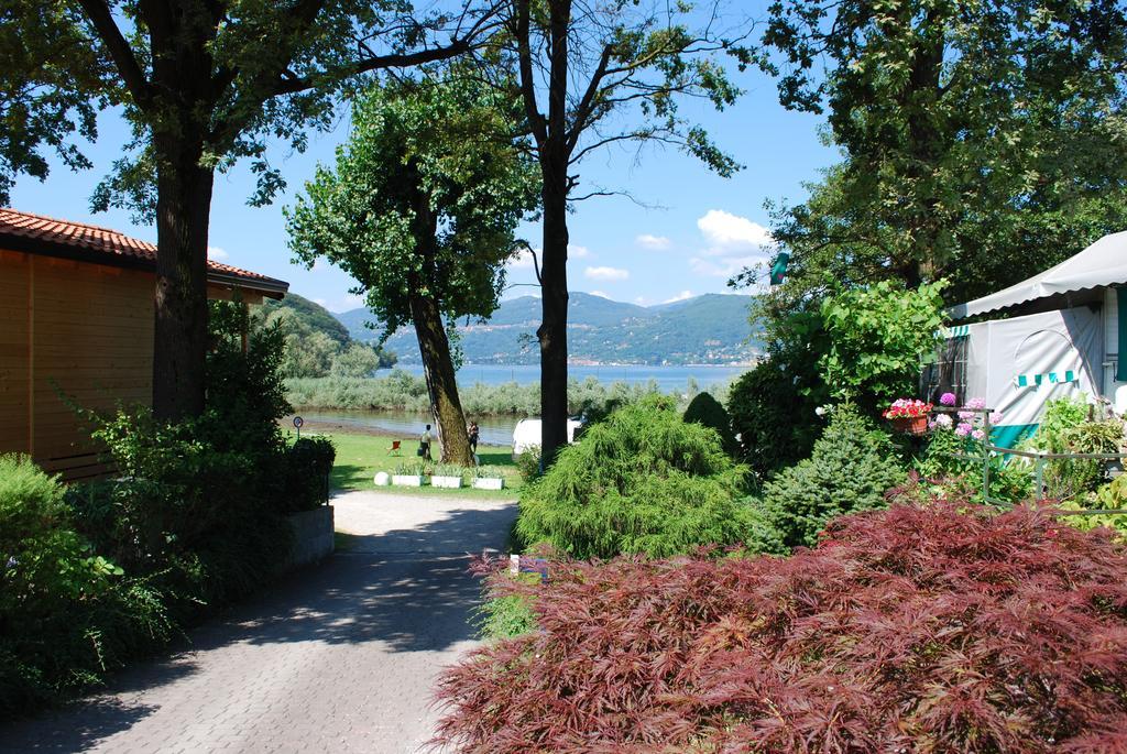 Dkamping Village - International Camping Ispra Buitenkant foto